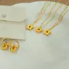 Colar Francês Simples Estrela da Sorte Dourada Brilhante Brincos Versáteis de Estrela de Cinco Pontas Conjunto de Joias Femininas Redutor de Idade