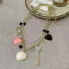 Collar vintage de segunda mano, lujo ligero europeo y americano, cadena de clavícula de alta gama, diseño de nicho, moderno y versátil, joyería llamativa