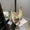 Bolso de Lona para Mujer 2024 Nuevo Bolso Satchel de Gran Capacidad para el Hombro Bolso de Mano Diseño Nicho Trabajo Viajero Bolso Tote