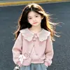 Conjunto de Dos Piezas para Niñas 2026 Moda Dulce Dopamina Camisa con Solapa de Muñeca con Lazo y Jeans, Nuevo para Primavera y Otoño