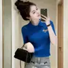 Camiseta de Punto Azul Elegante con Cuello Solapa, Hombro Recto, Manga Corta para Mujer, Nueva Colección Verano 2026, Versátil, Casual, Rejuvenecedora