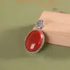 Colgante Vintage de Plata S925 Incrustado con Ágata Roja del Sur Estilo Étnico Lujo Ligero Collar Hueco Simple
