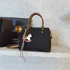 Bolso Pequeño Cuadrado Casual de Nicho Estilo Coreano para Mujer, Nuevo Elegante Bolso de Hombro Cruzado de Alto Valor Primavera 2026