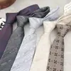 Gravata Masculina Marrom Verde Vermelha Jacquard Retrô 7cm Gravata de Laço Manual com Padrão Fio Tingido Jacquard Gravata Pronta para Venda