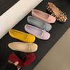Sapatos femininos de boca rasa e sem salto, novos sapatos Mary Jane para a primavera e o verão de 2025, sapatos de festa suaves