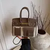 Bolsa Color Block Elegante de Grande Capacidade 2026 Nova Versátil para o Dia a Dia Bolsa Transversal Bolsa de Mão Feminina Bolsa Platina