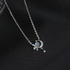 Collar de Plata Pura S999 con Piedra Lunar, Estrella y Luna para Mujer, Cadena Clavicular de Lujo Ligero de Gama Alta con Diseño Único y Colgante de Lazo