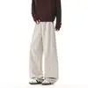 Calça casual versátil de outono desconstruída, design workwear de lâmina curva, nova calça masculina plus size, estilo americano simples, calça plissada da moda 2026