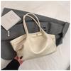 Bolso de Gran Capacidad para Mujer Otoño e Invierno Combinación con Todo 2025 Nuevo Casual Nicho Un Hombro Axilar Bolso Tote Plisado para Viaje