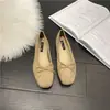Mocassins femininos baixos, novo modelo de primavera 2026, bico quadrado, sapatilhas com laço, versáteis para primavera e outono