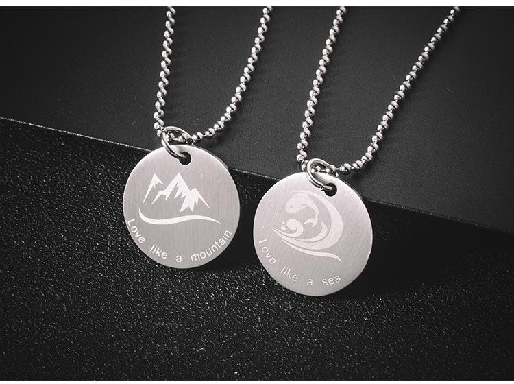 DWX0445-山盟海誓圆牌项链 (17).jpg