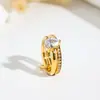 Anillos de Acero Inoxidable con Doble Anillo de Moda Europeos y Americanos Más Vendidos, Estilo de Nicho, Anillos de Acero de Titanio de Lujo Ligero para el Día a Día, Unisex al por Mayor