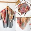 Bufanda de seda de espiga de dos colores y doble cara para mujer, nueva bufanda de alta gama con estampado de hojas de pintura al óleo, bufanda cuadrada pequeña personalizada al por mayor