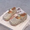 Moda Tejida Zapatos Mary Jane para Niñas 2026 Nuevo Estilo Primavera y Otoño Zapatos de Una Sola Pieza Zapatos de Princesa para Niños Suela Suave Versátiles Zapatos Pequeños de Cuero