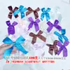 Flores Pequeñas Hechas a Mano con Cinta y Hojas Flores de Rosa Pequeñas Capullos de Flores Accesorios para el Cabello Ropa de Muñeca Accesorios de Tela 600 Piezas