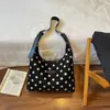Bolsa Tote com Textura Simples de Bolinhas para Axila Chegada Nova Outono 2026 Design de Nicho Personalidade Casual Bolsa de Mão com Alça de Ombro