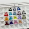 3X3~8X8Mm 5A Wuzhou Piedra Preciosa Artificial Triangular Ángulo Recto Zircón Colorido Zirconia Cúbica Sintética Cuentas Sueltas