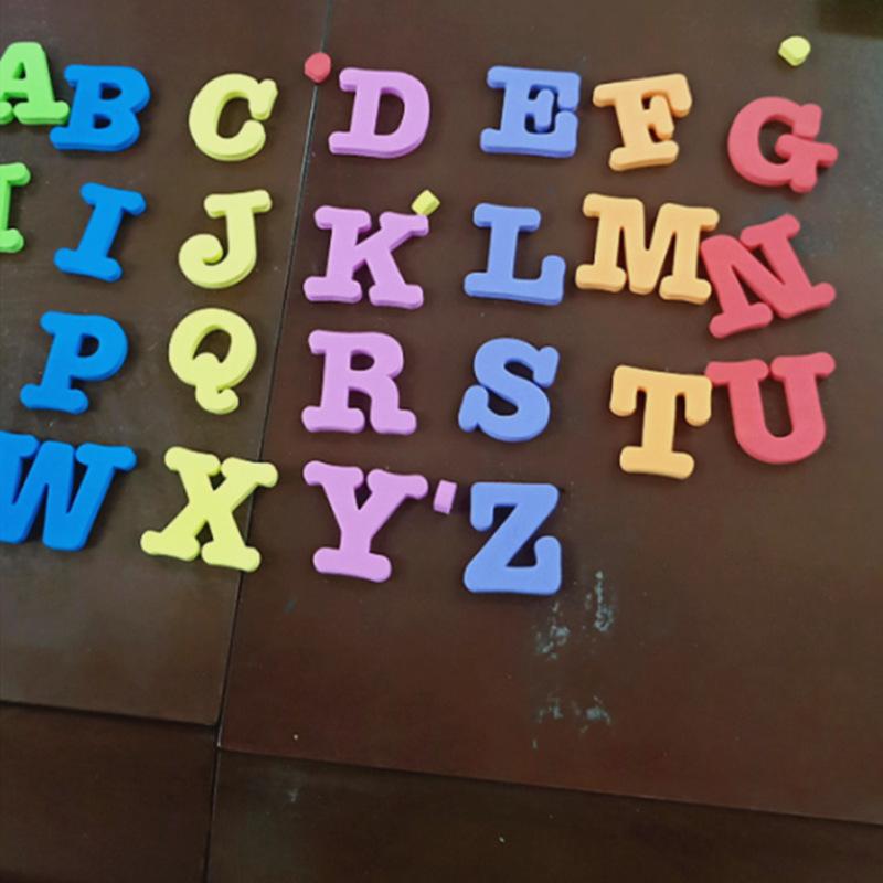 字母贴