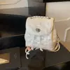 Comercio Exterior Exquisito Mini Súper Popular Mochila para Mujer 2025 Nueva Verano Versátil Bolso de Cadena Mochila Pequeña de Alta Gama