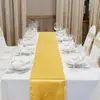 El fabricante suministra caminos de mesa de satén con dobladillo de alta densidad para decoración de bodas, manteles de satén para fiestas de hotel.