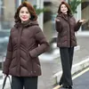 2026 Invierno Nuevo Algodón con Plumas Ropa para Mujer Estilo Coreano Holgado Adelgazante Engrosado Cálido Alta Calidad Abrigo Talla Grande para Mujer