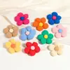 Broches de Flor de Cinco Pétalos Rellenos de Algodón Tridimensionales de Colores Accesorios para Joyería DIY Accesorios de Joyería Hechos a Mano Materiales para Tocado de Tela Venta al por Mayor