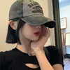 Gorra de béisbol retro americana para mujer, parte superior suave, letra, mezclilla lavada, gorra de pico ancho, circunferencia de cabeza grande, sombrero pequeño