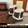 Botas de nieve de plataforma blancas retro de moda para mujer, nuevos zapatos de algodón cálidos para invierno 2026 con forro polar para exteriores