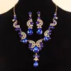 Conjunto de joias de colar e brincos gota d'água ultra brilhantes europeu e americano, conjunto de duas peças de moda de luxo leve europeu e americano para vestidos de noiva, fornecimento transfronteiriço