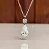 Versión coreana de exquisito collar de gota de agua para mujer, lujo ligero, nicho, ins, circón, para la oficina, estilo frío, cadena para la clavícula de acero inoxidable, venta al por mayor