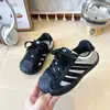 Zapatos de Lona con Cabeza de Concha Estilo Coreano para Niños Zapatos de Carreras para Niños Niños Medianos y Grandes Zapatos Deportivos Casuales para Niñas Primavera y Otoño Zapatos de Bebé de Moda