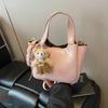2025 Nova Bolsa de Cor Sólida Bolsa Macia Estilo Coreano Feminino Simples Grande Capacidade Bolsa Balde Bolsa de Ombro Portátil Bolsa Crossbody