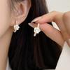 Pendientes de perlas de camelia de Super Fairy de moda para mujer, elegantes, retro, franceses, ligeros, de lujo, de alta gama, combinables con todo.