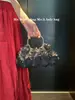 Bolsa de Mão para Noite com Argola de Metal Retrô 2025 Nova Bolsa de Flor Rosa Bolsa para Banquete Feminina Bolsa Transversal de Fada