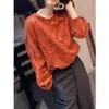 Nova Camisa Versátil Estilo Chinês para o Dia a Dia Primavera 2026 Jacquard Retrô Gola Redonda Manga Longa Novo Estilo Nacional Camisa Top Solta