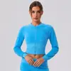 Chaqueta de Yoga Transfronteriza Procesamiento ODM para Mujer Manga Larga Acanalada Corta Cárdigan de Fitness Soporta Etiquetado Personalización en Lotes Pequeños