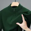 Novo Suéter Masculino de Meio Zíper Cor Sólida Outono e Inverno Gola Alta Meia Espessura Quente Casual Versátil Tricô Camisa Base