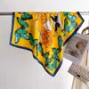Pañuelo de Seda Cuadrado Estampado Danza de Mariposas Rima de Flores Bufanda con Sentido Avanzado Bufanda Profesional Versátil Bufanda Pequeña Cuadrada para Cuello Pañuelo para la Cabeza Bufanda para Mujer