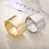 Pulseras Personalizadas Transfronterizas Europeas y Americanas, Joyería de Moda y Tendencia para Mujer, Venta al por Mayor de Fábrica, Suministro al por Mayor de Brazaletes Dorados