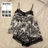 En stock encaje estilo francés verano seda de hielo nueva pintura de tinta fina camisola con copas para mujer