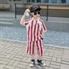 Traje Deportivo a Rayas Verticales de Bloques de Color para Niños Verano Ropa para Niños Pequeños Fresco Elegante Mangas Cortas Pantalones Conjunto de Dos Piezas Moderno
