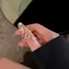 Anel Criativo Novo Estilo Ins Transfronteiriço Tendência Inlay de Pedra da Lua Luz de Anel Luxo Nicho Estilo Frio Anel Aberto Feminino