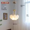 Lustre de luxo de estilo francês Lâmpada de sala de estar Estilo americano Retro Quarto Sala de jantar Lâmpada Internet Celebridade Feather Glass LED Chandelier