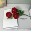 Decoração de Cerimônia de Casamento com Tema Vermelho, Cena de Hotel, Arranjos de Flores, Arranjos de Flores de Teto, Flores Artificiais, Decorações de Casamento