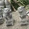 Um Par de Enfeites de Leão de Pedra para Uso Doméstico, Adequado para Porta da Frente ou Telhado, Esculturas de Pedra Miniatura, Pequenos Leões de Pedra