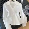 Camisa Blanca Elegante para Mujer Tallas Grandes con Adorno de Encaje, Chic Estilo Francés, Blusa de Manga Larga con Cuello en V que Ceñe la Cintura