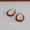 Brincos Argola Lisos Ovais Vermelhos Hong Kong Estilo Retrô com Gotejamento de Óleo, Estilo Exquisito Tendência de Luxo Leve com um Toque de Alto Padrão