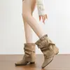 Botas de Caballero Retro Hasta la Pantorrilla Botines Nuevos Estilo Otoño Invierno para Mujer Aumentan la Altura Interior Tacón Grueso Hebilla de Cinturón Botas de Pantalón Botas Vaqueras Occidentales