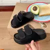Chinelos Infantis Estilo Coreano para Meninas, Novos Modelos Primavera e Verão, Sola Grossa, Antiderrapantes, Chinelos Abertos para Uso Externo na Praia para Crianças, Chinelos Slip-On para Meninos
