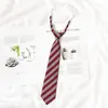 Gravata Borboleta Listrada Vermelha e Dourada Relaxada para Mulheres, Estilo Uniforme Escolar Japonês, Adequada para Fotos de Formatura, Gravata de Uniforme Acadêmico Marrom, Dk